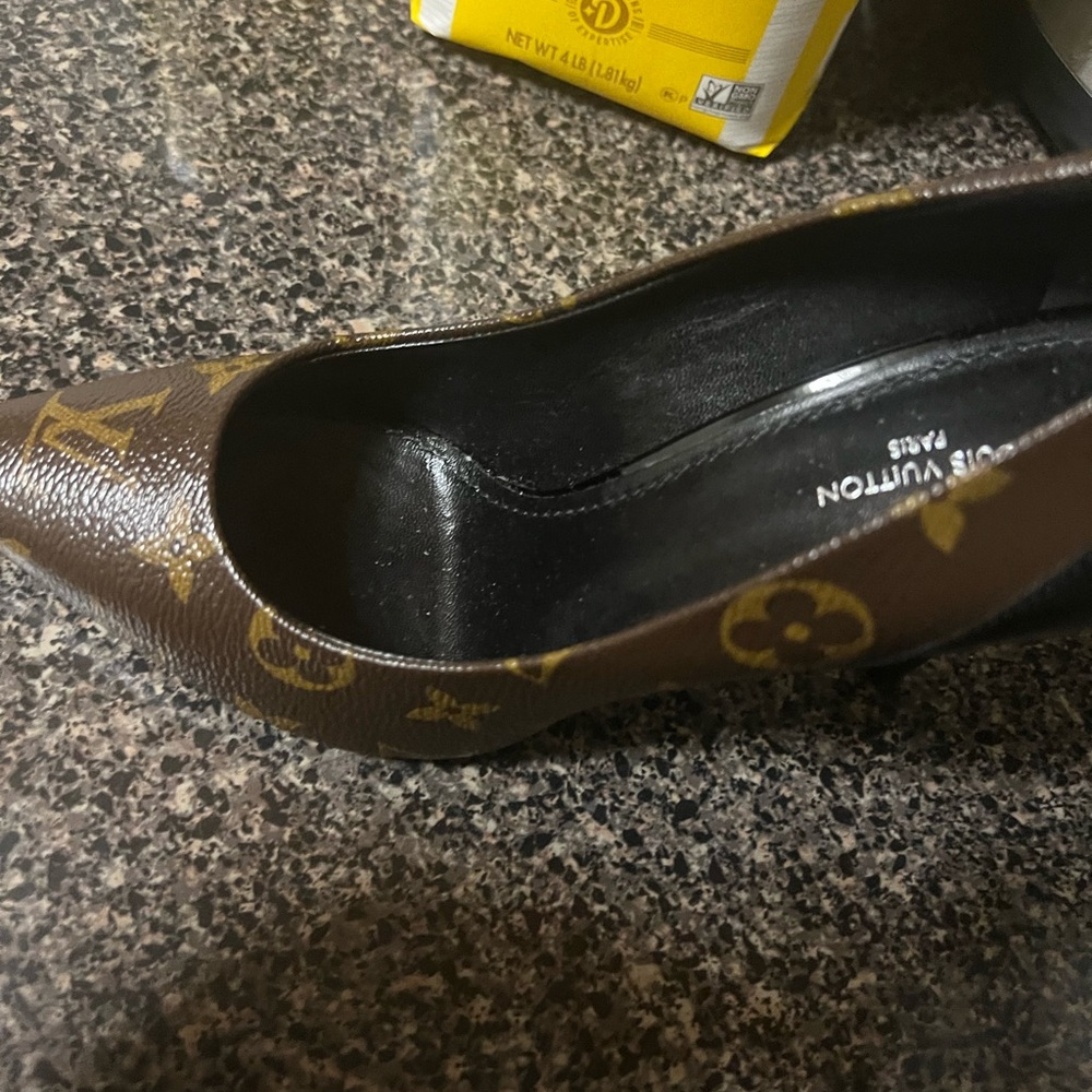 Brand new never been worn